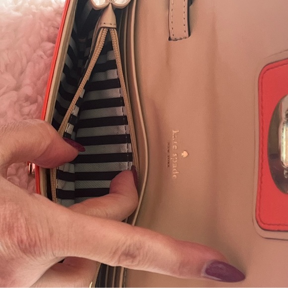 Kate Spade orange handbag and wristlet set - Picture 4 of 16